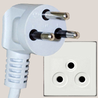 Type O socket and plug